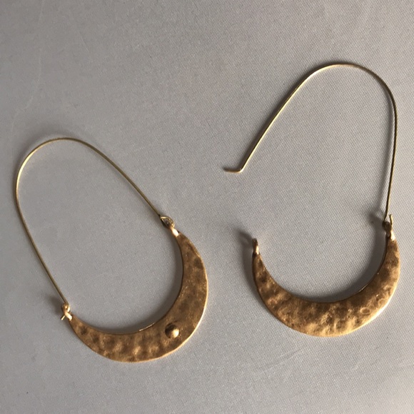 New! Gold Hammered Hoop Earrings - Picture 9 of 12